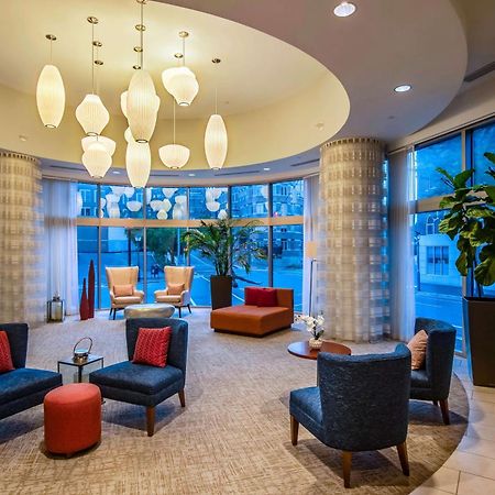 Hilton Garden Inn Alexandria Old Town National Harbor Exteriör bild